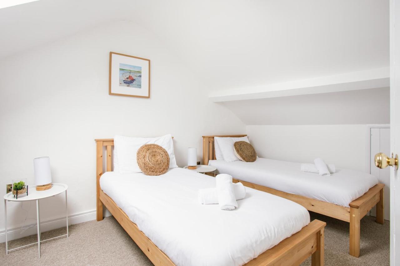 Cosy Period Cottage 2Min Walk To The Beach 波特拉什 外观 照片