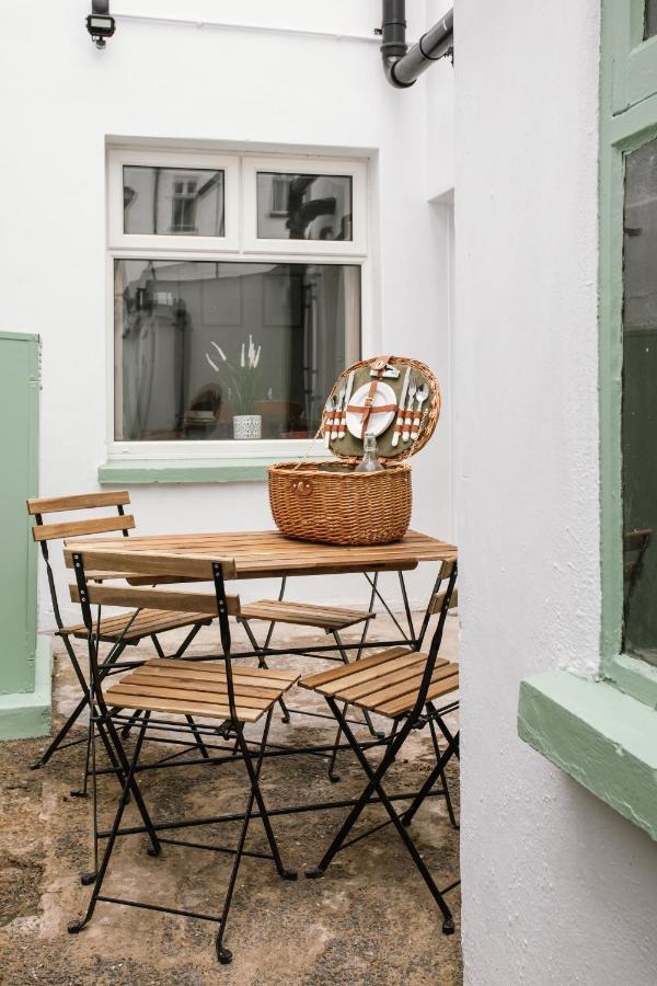 Cosy Period Cottage 2Min Walk To The Beach 波特拉什 外观 照片
